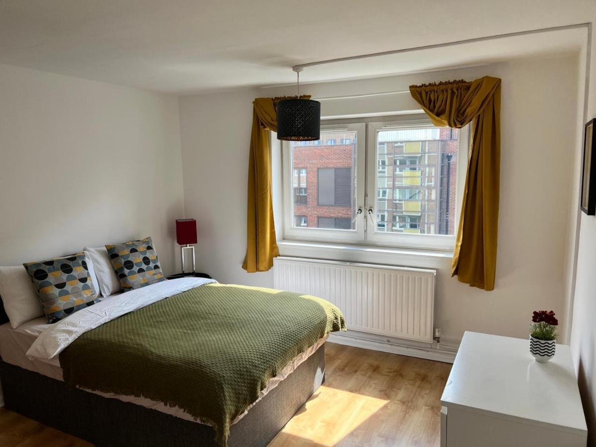 Morden 2 Bedroom Apartment Tower Bridge Londra Esterno foto